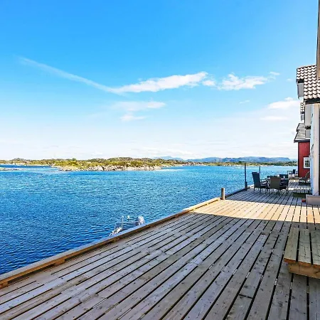 Tatil Evi Holiday Averoy Vii Sveggen